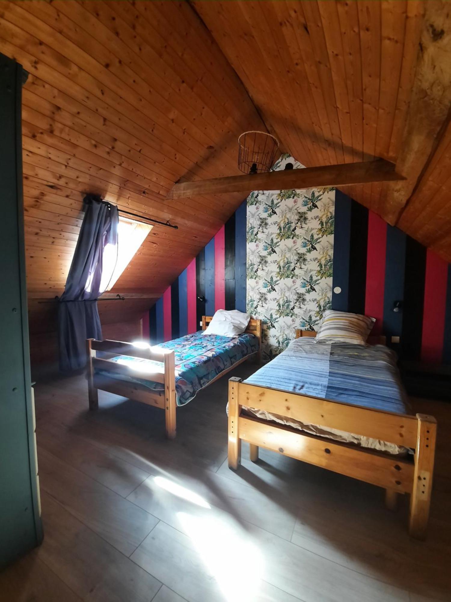 Gite Des 2 Lions Murs-et-Gelignieux エクステリア 写真
